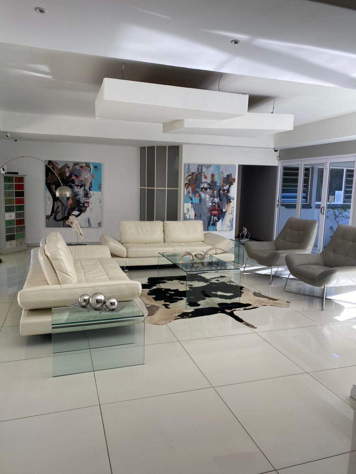 Luxury Upmarket Guesthouse 20 On 4Th Rustenburg Exterior foto